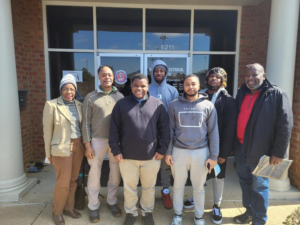 2023 Electrical Apprenticeship graduates